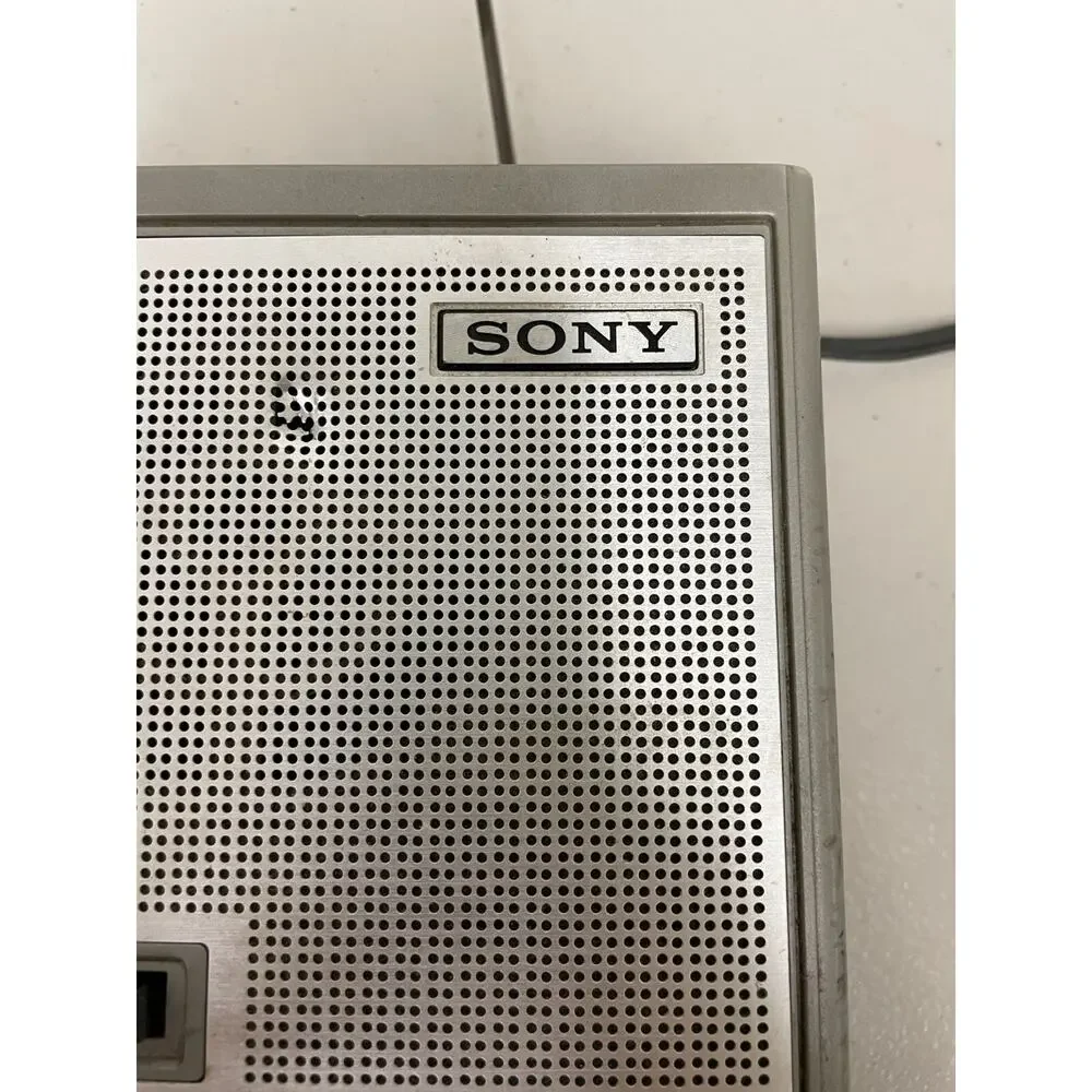 Vintage Sony TCM-787 Silver CASSETTE Corder Tape PLAYER With PLUG Untested